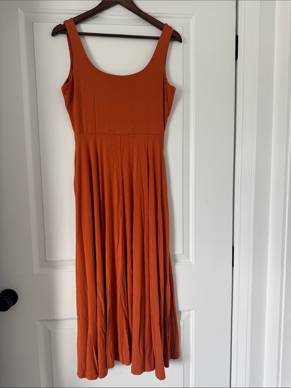 Women's Sleeveless Scoop Neck Maxi Dress - Rust Orange